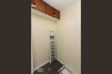 Casa à venda com 177m², 3 quartos e 2 vagasQuarto de Serviço