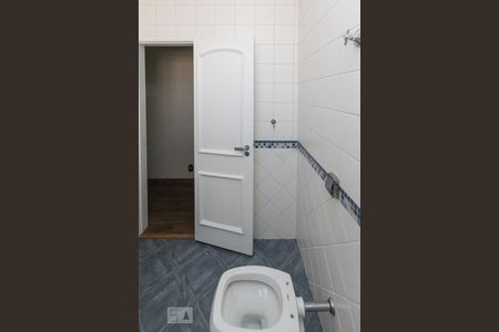 Casa à venda com 177m², 3 quartos e 2 vagasBanheiro Social