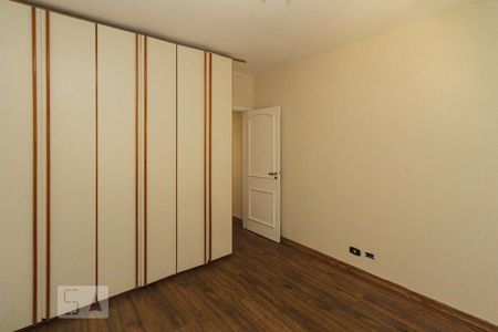 Casa à venda com 177m², 3 quartos e 2 vagasQuarto