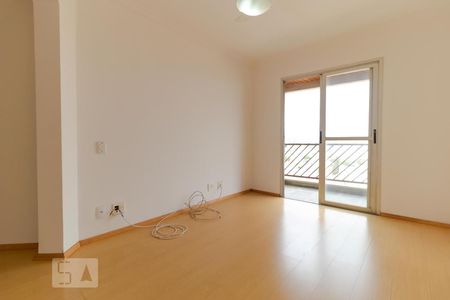 Sala de TV de apartamento para alugar com 2 quartos, 70m² em Vila Industrial, Campinas