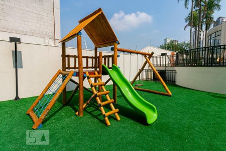 Apartamento à venda com 189m², 3 quartos e 4 vagasÁrea Comum - Playground