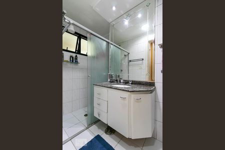 Apartamento à venda com 189m², 3 quartos e 4 vagasBanheiro da Suíte