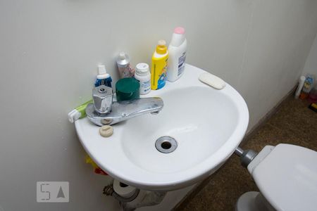 Apartamento para alugar com 280m², 4 quartos e 4 vagas Apartamento para alugar com 280m², 4 quartos e 4 vagasBanheiro Serviço