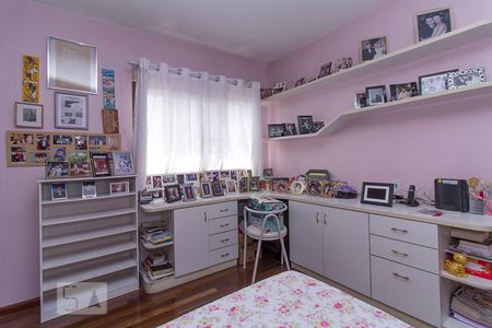 Apartamento para alugar com 280m², 4 quartos e 4 vagas Apartamento para alugar com 280m², 4 quartos e 4 vagasQuarto 3