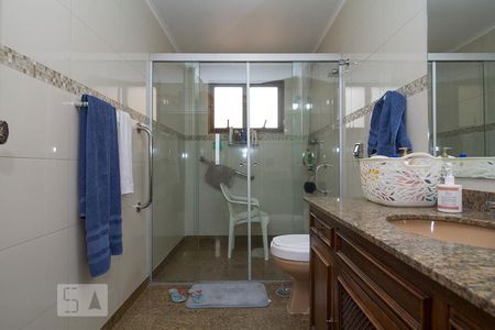 Apartamento para alugar com 280m², 4 quartos e 4 vagas Apartamento para alugar com 280m², 4 quartos e 4 vagasBanheiro Corredor