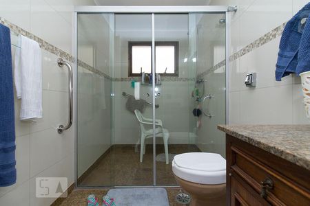 Apartamento para alugar com 280m², 4 quartos e 4 vagas Apartamento para alugar com 280m², 4 quartos e 4 vagasBanheiro Corredor