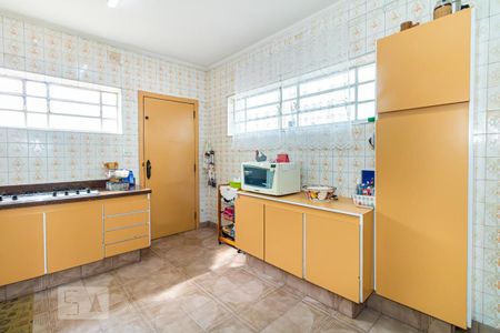 Casa à venda com 127m², 3 quartos e 2 vagas Casa à venda com 127m², 3 quartos e 2 vagasCozinha