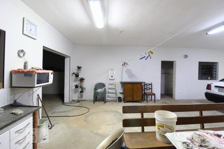 Casa à venda com 267m², 3 quartos e 8 vagasGaragem