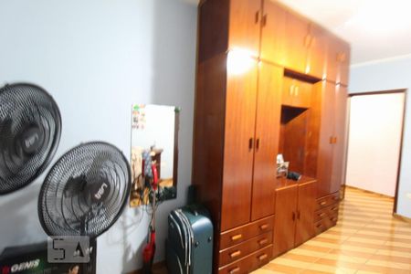 Casa à venda com 267m², 3 quartos e 8 vagasQuarto 1