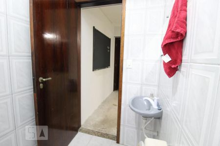 Casa à venda com 267m², 3 quartos e 8 vagasBanheiro garagem