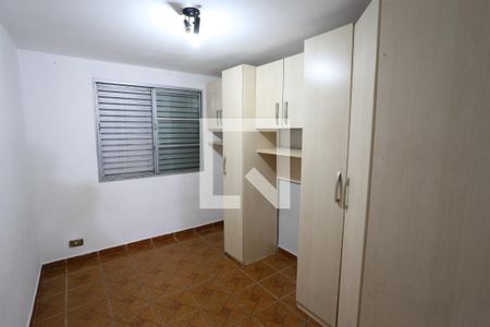 Quarto 1 de apartamento para alugar com 2 quartos, 51m² em Vila Sílvia, São Paulo