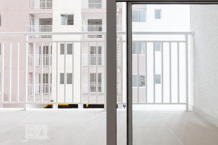 Sacada de apartamento à venda com 2 quartos, 42m² em Parque Industrial Tomas Edson, São Paulo