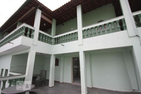 Casa de condomínio à venda com 245m², 5 quartos e 4 vagasSalão de Festas