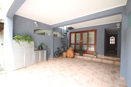 Casa de condomínio à venda com 245m², 5 quartos e 4 vagasGaragem