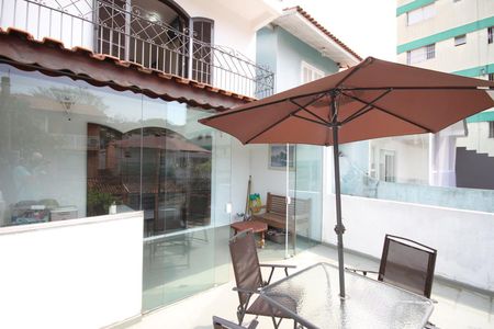 Casa de condomínio à venda com 245m², 5 quartos e 4 vagasVaranda Suíte 3