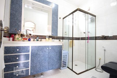 Casa de condomínio à venda com 245m², 5 quartos e 4 vagasSuíte 1