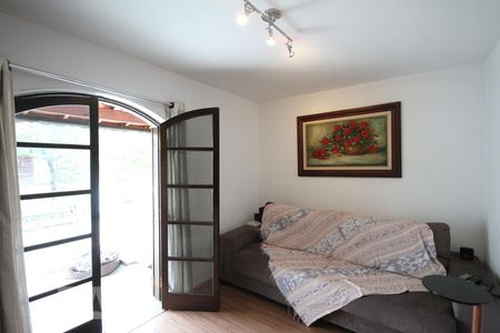 Casa de condomínio à venda com 245m², 5 quartos e 4 vagasSuíte 3