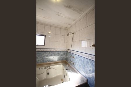 Casa à venda com 435m², 4 quartos e 8 vagasSuíte 1