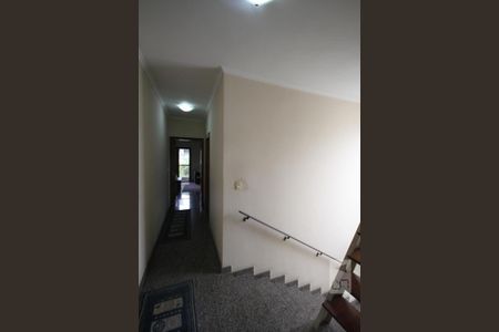 Casa à venda com 435m², 4 quartos e 8 vagasCorredor