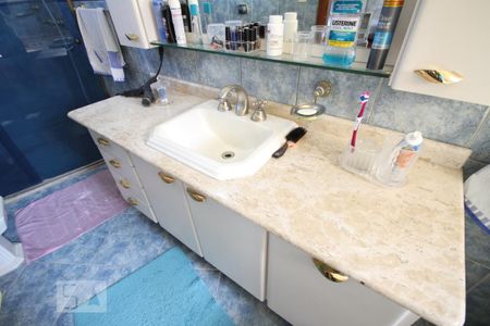 Casa à venda com 435m², 4 quartos e 8 vagasSuíte 1