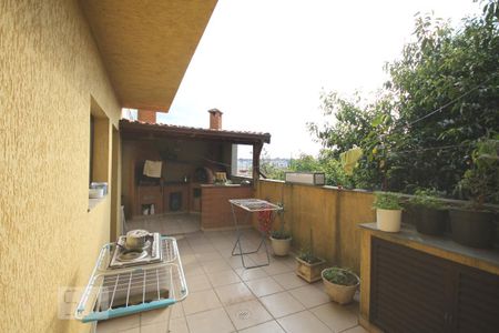 Casa à venda com 435m², 4 quartos e 8 vagasQuintal