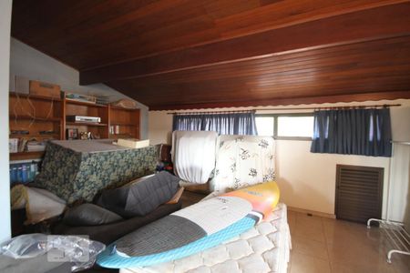 Casa à venda com 435m², 4 quartos e 8 vagasSoton