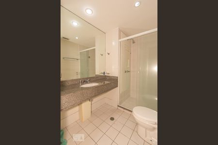 Studio à venda com 35m², 1 quarto e 1 vaga Studio à venda com 35m², 1 quarto e 1 vagaBanheiro