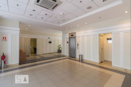 Studio à venda com 35m², 1 quarto e 1 vaga Studio à venda com 35m², 1 quarto e 1 vagaHall de Entrada
