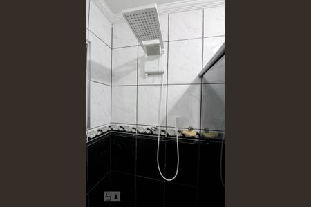 Casa à venda com 179m², 2 quartos e 2 vagas Casa à venda com 179m², 2 quartos e 2 vagasBanheiro de Baixo