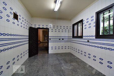 Casa à venda com 900m², 4 quartos e 6 vagas Casa à venda com 900m², 4 quartos e 6 vagasCopa