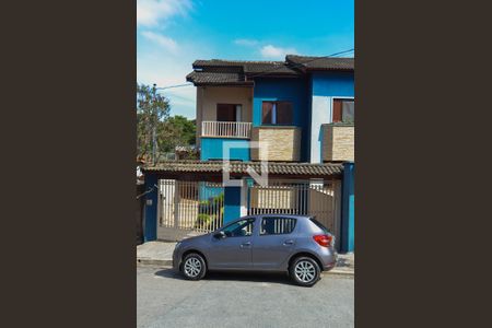 Casa à venda com 200m², 4 quartos e 4 vagasFachada