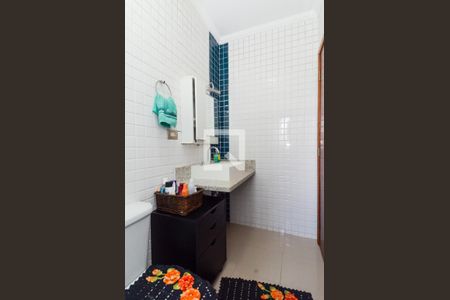 Casa à venda com 200m², 4 quartos e 4 vagasBanheiro da Suíte