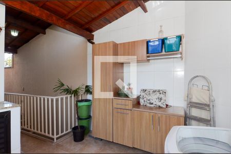 Casa à venda com 200m², 4 quartos e 4 vagasÁrea de Serviço