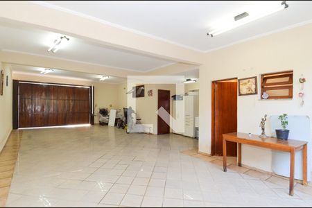 Casa à venda com 200m², 4 quartos e 4 vagasGaragem