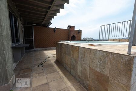 Apartamento para alugar com 245m², 3 quartos e 2 vagas Apartamento para alugar com 245m², 3 quartos e 2 vagasCobertura