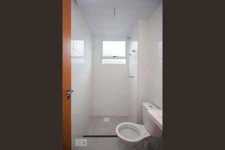 Apartamento à venda com 47m², 2 quartos e 1 vaga Apartamento à venda com 47m², 2 quartos e 1 vagaBanheiro
