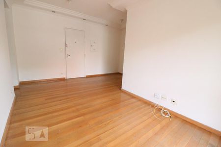 Sala de apartamento para alugar com 2 quartos, 60m² em Vila Firmiano Pinto, São Paulo