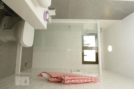 Apartamento à venda com 212m², 4 quartos e 3 vagasBanheiro Social
