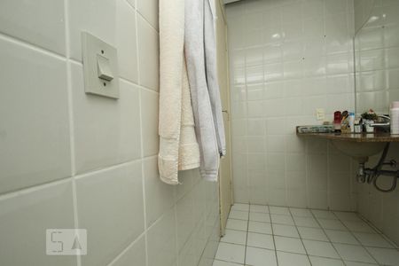 Apartamento à venda com 212m², 4 quartos e 3 vagasBanheiro da Suíte