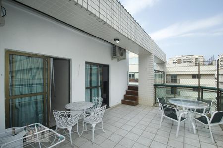 Apartamento à venda com 212m², 4 quartos e 3 vagasCobertura