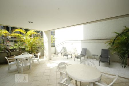 Apartamento à venda com 212m², 4 quartos e 3 vagasÁrea comum