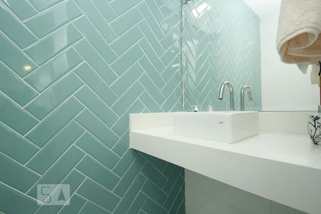 Apartamento à venda com 212m², 4 quartos e 3 vagasLavabo