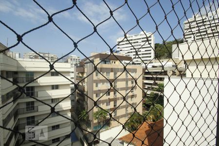Apartamento à venda com 212m², 4 quartos e 3 vagasVista