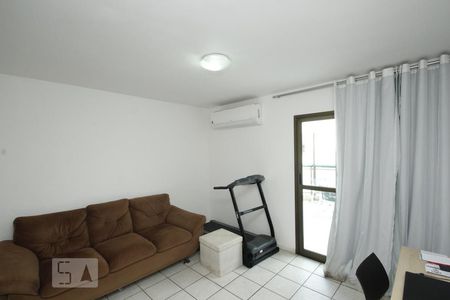 Apartamento à venda com 212m², 4 quartos e 3 vagasCobertura Sala