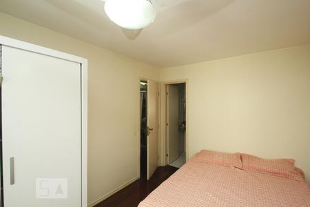 Apartamento à venda com 212m², 4 quartos e 3 vagasQuarto Suíte