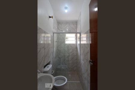 Banheiro de kitnet/studio para alugar com 1 quarto, 40m² em Santo Amaro, São Paulo