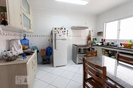 Casa à venda com 235m², 3 quartos e 5 vagasCozinha 