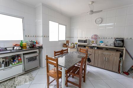 Casa à venda com 235m², 3 quartos e 5 vagasCozinha 