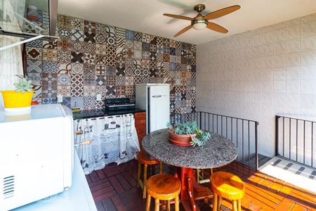 Casa à venda com 287m², 4 quartos e 3 vagasÁrea comum - Piscina