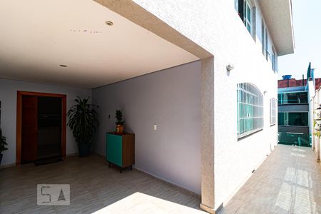 Casa à venda com 287m², 4 quartos e 3 vagasCorredor